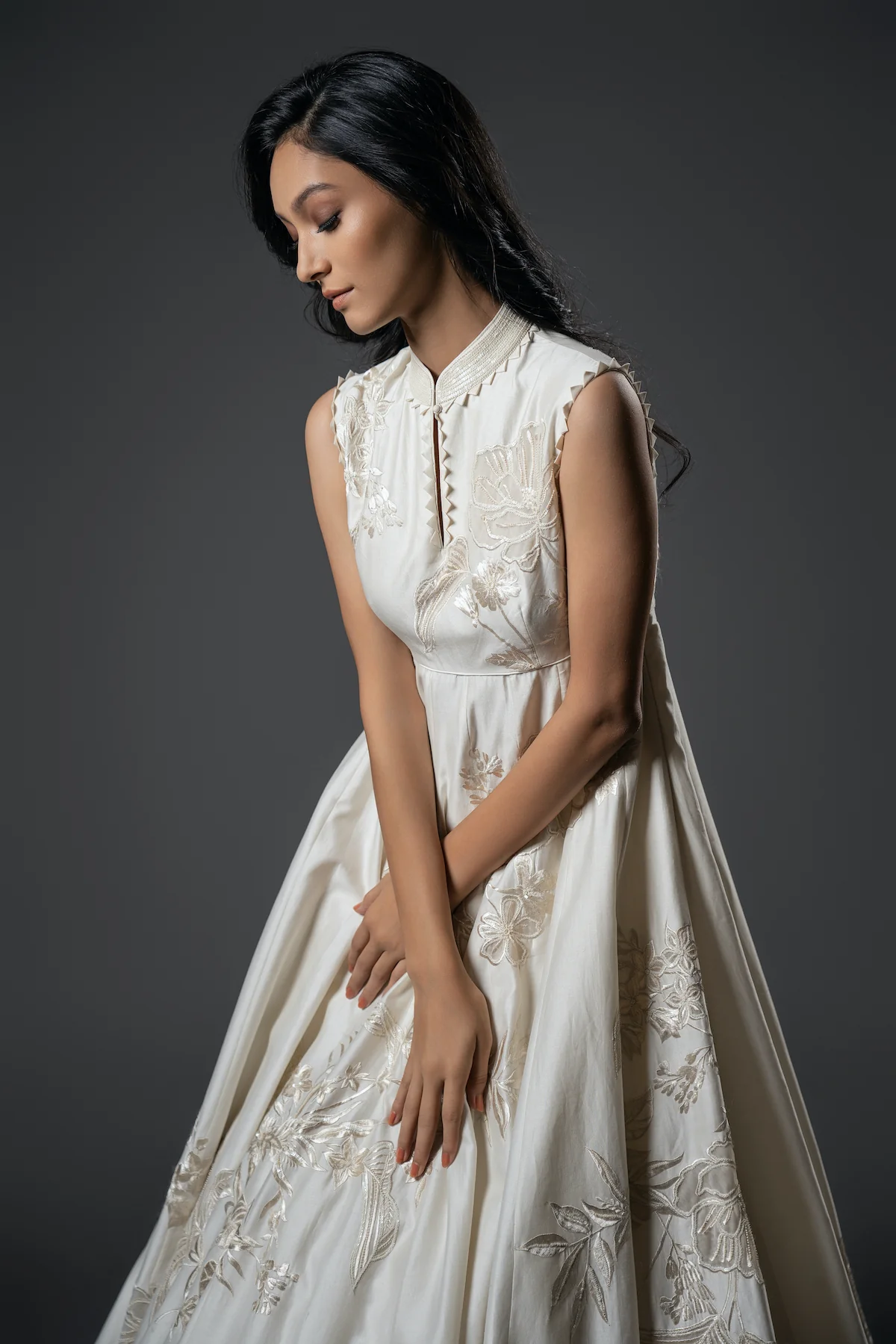 Ivory Chanderi Resham Embroidered Anarkali Set - Image 3