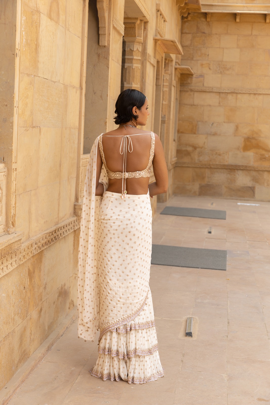 Vanilla Elegance Sari Ensemble - Image 4